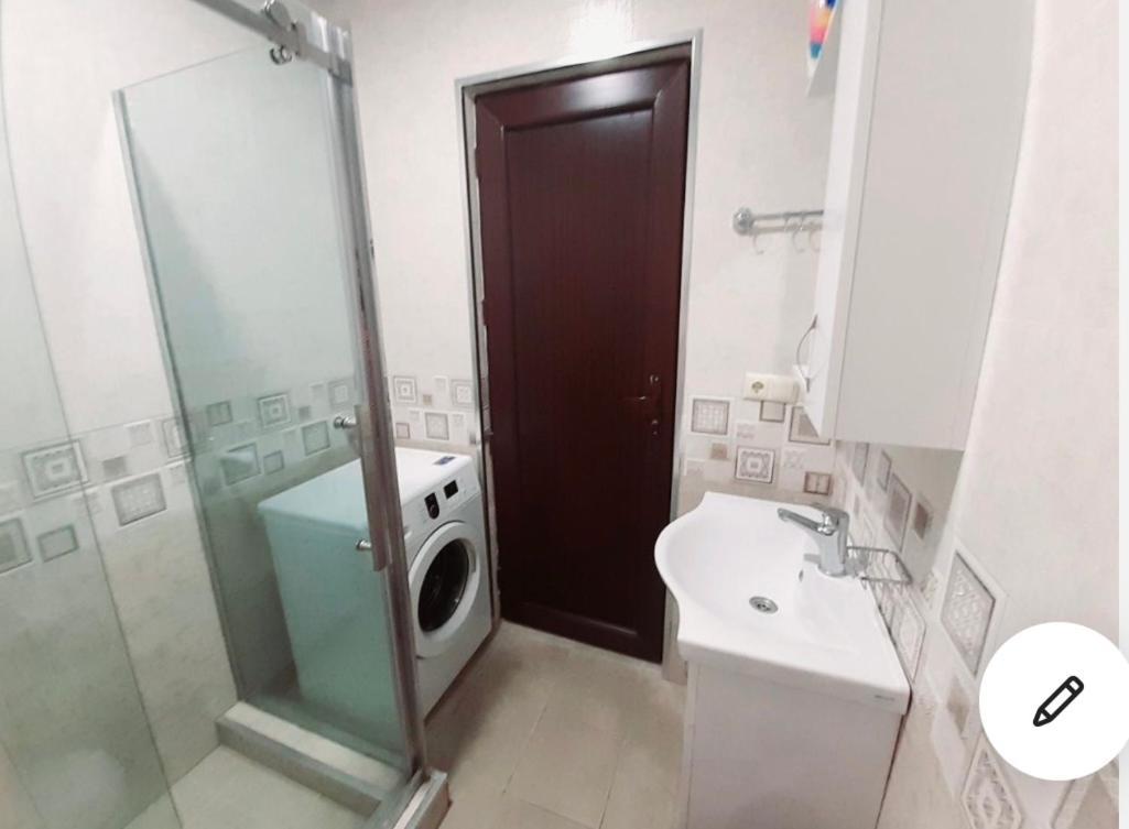 Bn Apartmen'T Apartment Batumi Exterior photo